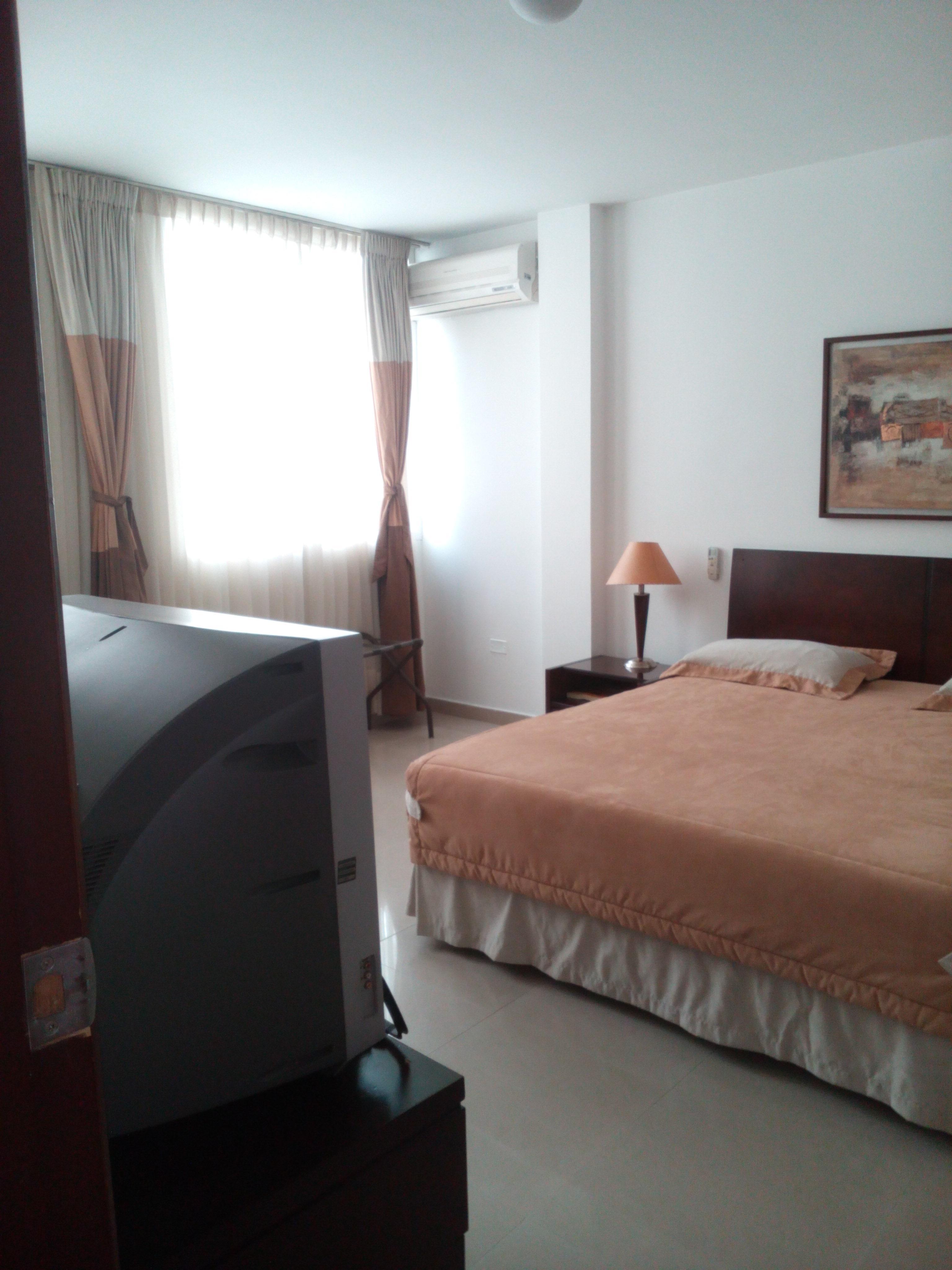 Hotel Cuarta Avenida Кали Экстерьер фото