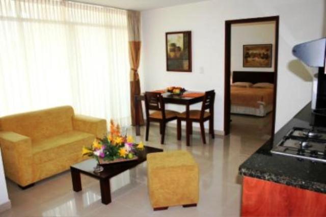 Hotel Cuarta Avenida Кали Экстерьер фото